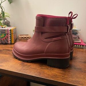 Red Winter Rain Boots with Strap Detail and Thick Sole